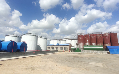 橡膠油增塑劑對(duì)橡膠制品的性能影響